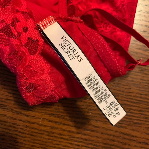 Victoria's Secret Bra, Victoria's Secret Bralette, Red Bralette, Victoria Secret - Picture 4 of 4